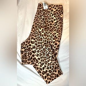 TORRID RETRO CHIC LEOPARD AUDREY POINT PANT